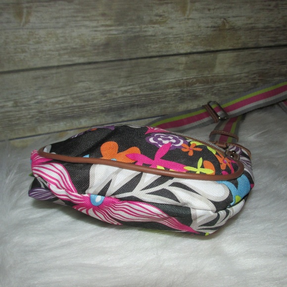 Lily Bloom Multi-Color Floral Print Crossbody - Picture 5 of 8